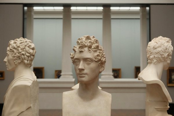 Impact des Influenceurs sur l'Écologie : Une Harmonie Possible ou un Paradoxe ?